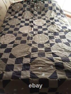 1890's Handmade Love Entangled Variation Quilt Brown Navy Beard Protector