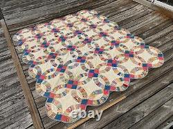1930's Antique Double Wedding Ring Quilt Feedsack Material Vintage