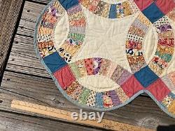 1930's Antique Double Wedding Ring Quilt Feedsack Material Vintage