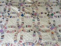 1930s Double WEDDING RING Quilt Great Examples Of FEEDSACK FABRICS