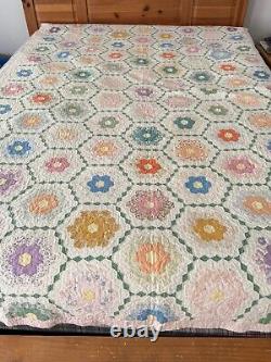 1936 Handmade Patchwork Quilt Feed Sack Grandmothers Flower Garden Hand Sewn