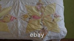 1940's Antique handmade quilt. Needle Turned Appliqué! 69x81. 8 Pointed Star