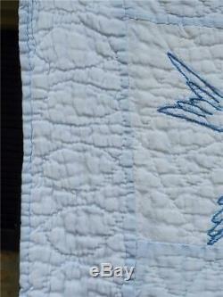 (259) SWEET Vintage Quilt EMBROIDERED BLUEBIRDS 1930s HANDMADE