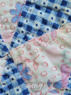 (372) WONDERUL & UNIQUE Vintage Quilt HOVERING HAWKS VARIATION Handmade