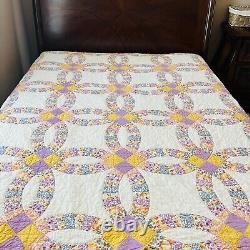 68x82 Gorgeous Handmade Vintage DOUBLE WEDDING RING QUILT