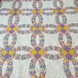 68x82 Gorgeous Handmade Vintage DOUBLE WEDDING RING QUILT