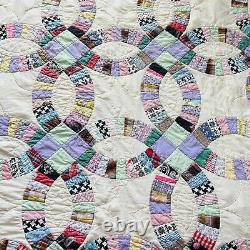 68x85 Vintage Handmade Double Wedding Rings Quilt