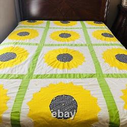 68x96 Vintage from 1980's Handmade Sunflower Quilt