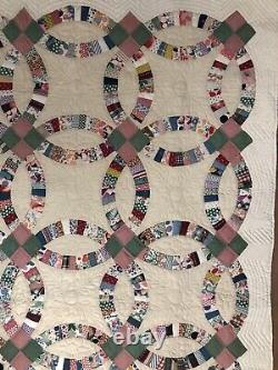 80x91Vintage Handmade Quilt. Over 60 Years Old And In Pristine Condition