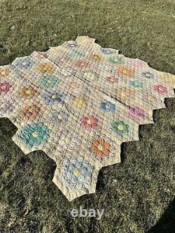 Antique GRANDMOTHER'S FLOWER GARDEN QUILT Hand Pieced Hand Stitched FEED SACK