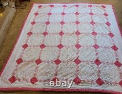 Antique Handmade QUALITY Quilt Hand Quilted Full Size Red White 87 X 97