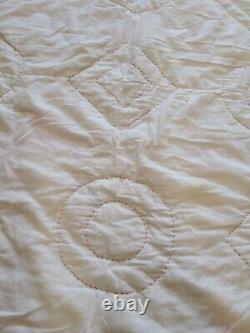 Antique Handmade QUALITY Quilt Hand Quilted Full Size Red White 87 X 97