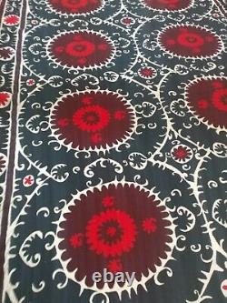 Antique UZBEK VINTAGE HAND EMBROIDERY SUZANI Gift Wall Hanging Quilt Bedding