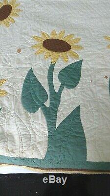 Antique Vintage 1920 Handmade Sunflower Stitched Cotton Quilt 68 x 80 Reversible