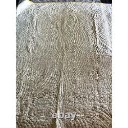 Antique Vintage 1930s Hand Quilted Homemade Quilt Beautiful 68 x 72