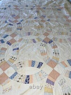 Antique Vintage Double Wedding Ring Quilt 74x80 Pastel Sack Cloth Scalloped