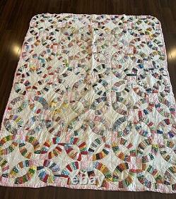 Antique Vintage Double Wedding Ring Quilt Handstitched 84 x 76 Feed Sack Fabric