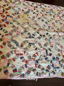 Antique Vintage Double Wedding Ring Quilt Handstitched 84 x 76 Feed Sack Fabric