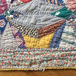 Antique Vintage Handmade, Hand Quilted QUILT, Star Pattern Great Condition