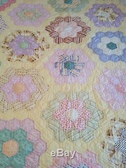 Antique Vintage Handmade Patchwork Quilt Hexagon Grandmothers Flower Garden
