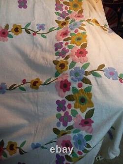 Antique Vintage Quilt Floral Applique 62x97 Summe