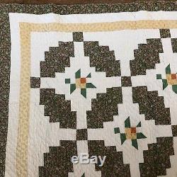 Antique handmade quilt 69 x 73 flower basket green ivory vintage patch blanket
