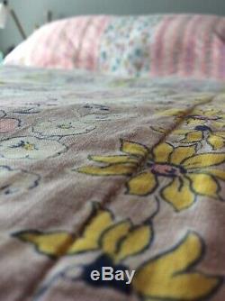 BEAUTIFUL LGE FRENCH VINTAGE 40s 50s HANDMADE PATCHWORK QUILT BEDSPREAD 183x243