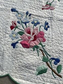 BEAUTIFUL Vintage 30s Hand Stitched Roses & Blue Flowers Applique Antique Quilt
