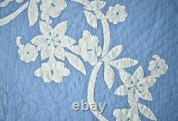 BEAUTIFUL Vintage 40's Blue & White Wedgewood Applique Antique Quilt