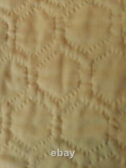 Beautiful Antique Hand Stitched 76x58 Quilt