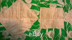 Beautiful Handmade Pa. Dutch Amish Vintage 1970's Green Snails King Size Quilt