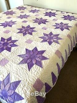 Beautiful VTG Handmade Quilt Purple White Stars Flower Queen/KIng 104x86