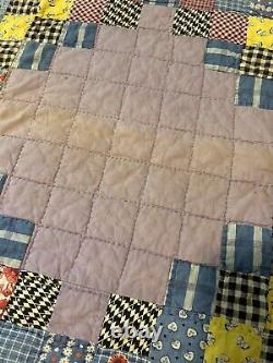 Beautiful Vintage 68 X 80 Double Bed Size Patchwork Quilt