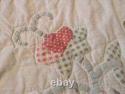 Beautiful Vintage Patchwork Appliques Quilt Full Size