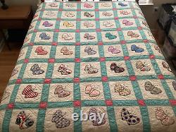 CHEERY 1930's Applique BUTTERFLY Quilt with FEEDSACK Fabrics