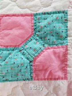 COLORFUL VINTAGE BOW TIE QUILT HANDMADE c1930s-1940s AMAZING QUILTING