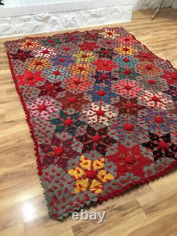 Colorful VINTAGE Hand Made STAR Pattern QUILT / BED COVER Textured 64 x 75