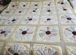 Dresden Plate Quilt 74 x 88 Vintage Hand Appliqued Hand Quilted Yellow