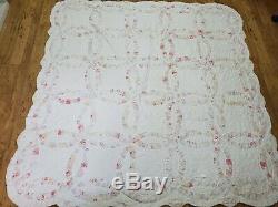 FABULOUS VINTAGE HANDMADE DOUBLE WEDDING RING QUILT 78x 95