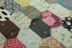 FLAWS WEAR Antique VTG Hand Tied Patchwork Quilt Feedsacks Novelty Print 63x80