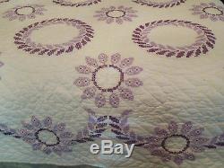 GORGEOUS VINTAGE Handmade Cross Stitch QUILT SUNFLOW Heavily Hand Quilted