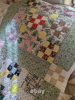 Gorgeous Homemade Antique Advanced 9 Block Quilt