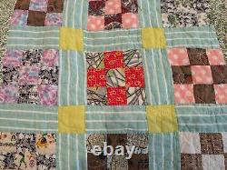 Gorgeous Homemade Antique Advanced 9 Block Quilt