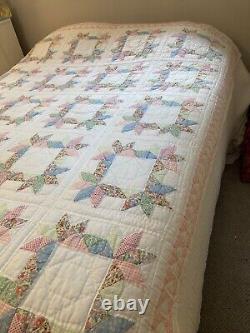 Gorgeous Vintage Hand Top Stitched 65 X 82 Patchwork Quilt Twin Sized