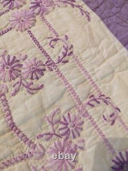 Gorgeous Vintage Homemade Hand Embroidered Hand Quilted Full Size Quilt