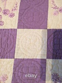 Gorgeous Vintage Homemade Hand Embroidered Hand Quilted Full Size Quilt