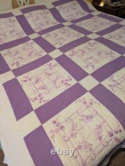 Gorgeous Vintage Homemade Hand Embroidered Hand Quilted Full Size Quilt