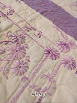 Gorgeous Vintage Homemade Hand Embroidered Hand Quilted Full Size Quilt