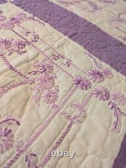 Gorgeous Vintage Homemade Hand Embroidered Hand Quilted Full Size Quilt