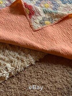 HAND SEWN QUILT VINTAGE ANTIQUE QUILT HAND MADE 67 x 84 6 Sided, Peach